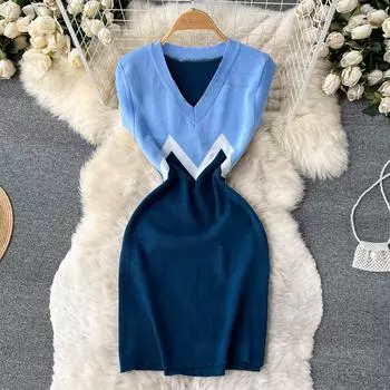 Осенне-зимнее новое вязаное платье на талии с тонким столкновением цветов, искусственное платье из двух частей с v-образным вырезом, посылка, хип-платье