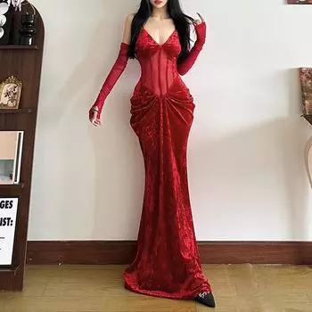 Осенне-зимнее женское однотонное облегающее платье с высокой талией и V-образным вырезом на бретелях-халтерах S красный