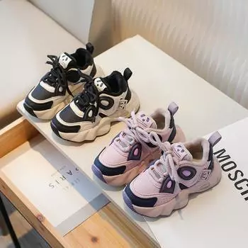 Осенне-зимние детские кроссовки для мальчиков, плюшевые теплые спортивные кроссовки для девочек, нескользящая повседневная обувь, студенческая обувь, обувь для малышей 26 чёрный