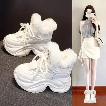 Осенне-зимние повседневные модные женские туфли с круглым носком, корейская версия, бархатные спортивные ботинки для мам с толстой подошвой, увеличивающие рост, хлопковые зимние ботинки 35 чёрный