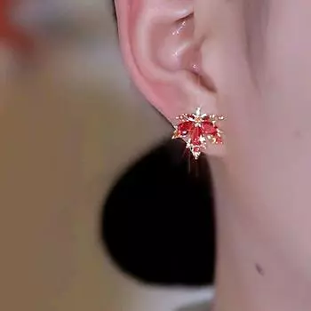 Осенне-зимние серьги-пусеты в виде красных кленовых листьев для интернет-знаменитостей, игла из серебра 925 пробы, необычные, привлекающие внимание серьги, уникальные серьги, новые трендовые Red