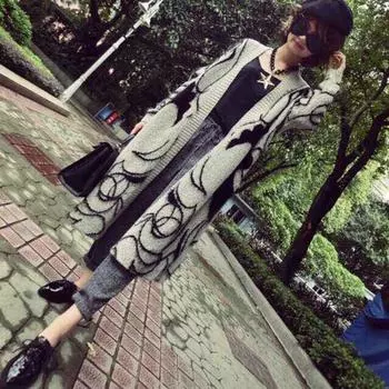 Осенне-зимний вязаный свитер Кардиган Женский свитер средней длины Пальто Толстый корейский вариант Свободный внешний серый One size