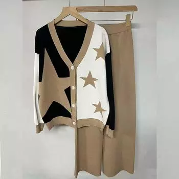 Осенне-зимний женский комплект свитеров, вязаный кардиган со звездами, широкие брюки, комплект из двух предметов, маленький парфюмерный модный костюм One Size чёрный