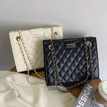 Осенне-зимняя модная интернет-знаменитость с бриллиантовой цепочкой, маленькая сумка Xiaoxiangfeng 2024, новая модная сумка-мессенджер большой вместимости чёрный