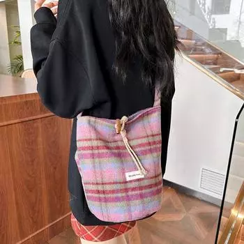 Осенне-зимняя новая высококачественная сумка женская повседневная клетчатая сумка через плечо модная ретро плюшевая сумка-ведро большой вместимости бежевый