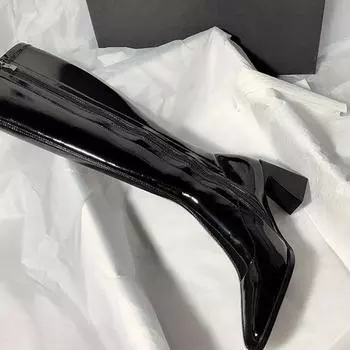 Осенне-зимняя обувь. Удобные и легкие женские ботинки большого размера на высоком каблуке. 35 чёрный