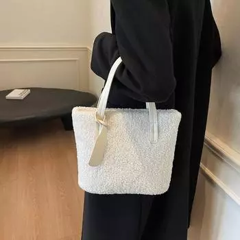 Осенне-зимняя плюшевая мягкая женская сумка-сумка простая версия модная сумка через плечо премиум текстура сумка подмышки 28*10*23