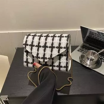 Осенне-зимняя сумка Xiaoxiangfeng, женская сумка 2024 года, новая высококачественная нишевая сумка-мессенджер на одно плечо чёрный