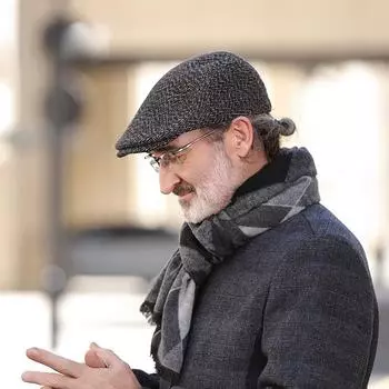 Осенне-зимняя утолщенная теплая кепка-берет для пожилых людей, отдыха, путешествий, кепка с утиным язычком, литературный ретро-берет для мужчин M56-58cm серый