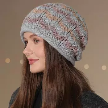 Осенне-зимняя вязаная шапка для женщин с большой окружностью головы, шапка Baotou с цветными блоками, теплая защитная шапка в полоску для защиты ушей, шапка для пожилых людей среднего возраста бежевый