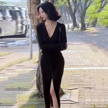 Осеннее длинное черное трикотажное сексуальное платье для женщин, модное облегающее платье с V-образным вырезом и разрезом, элегантное повседневное вечернее платье для женщин, зимнее винтажное женское платье 25995 One Size чёрный