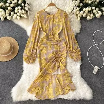 Осеннее французское легкое платье в знакомом стиле с нишевым дизайном и завязками на шнурке с листьями лотоса и рукавами-фонариками на талии с цветочным принтом