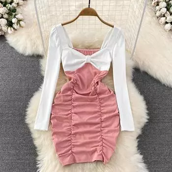 Осеннее корейское стильное сексуальное плиссированное тонкое платье с квадратным вырезом и глубоким вырезом контрастного цвета