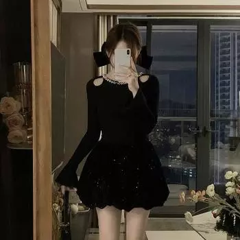 Осеннее новое трикотажное платье женское плечо с длинными рукавами маленькое черное платье S чёрный