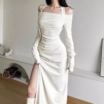 Осеннее вечернее вечернее интеллектуальное элегантное достойное зрелое платье с бретельками через шею сексуальное женственное чистое простое женское платье с длинным воротом S белый