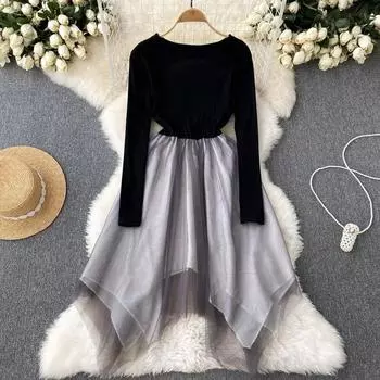 Осеннее вязаное сетчатое заклинание для получения тонкой талии. Темпераментное платье феи нестандартной формы средней длины с абзацем.