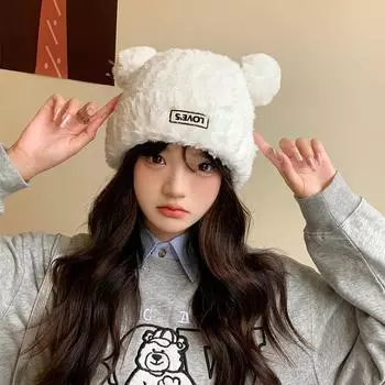Осенние и зимние милые плюшевые вязаные женские шапки с медвежьими ушками в корейском стиле, теплая защита ушей, показывающая лицо, маленькие пуловеры, шапки-бини 56-58cm белый