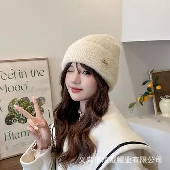 Осенние и зимние шапки женские плюшевые новые вязаные шапки универсальные теплые защитные наушники утолщенные модные шерстяные холодные шапки one size fits all хаки