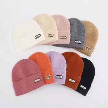 Осенние и зимние шапки женские плюшевые новые вязаные шапки универсальные теплые защитные наушники утолщенные модные холодные шапки однотонные буквы One size хаки