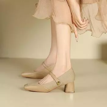 Осенние новые квадратные туфли на толстом каблуке для женщин, одинарные туфли с неглубоким носком, профессиональные туфли для поездок на работу и работы на высоком каблуке 34 чёрный