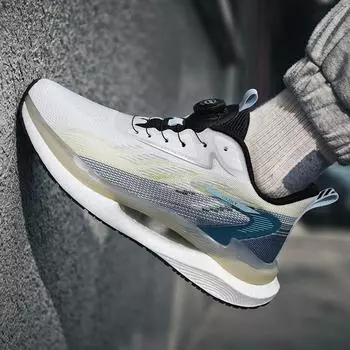 Осенние новые высокотехнологичные бронированные туфли, модные вращающиеся пряжки, мужские туфли, летающие тканые, действительно популярные мужские кроссовки, кроссовки 38 чёрный