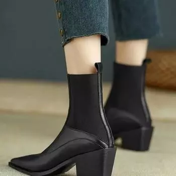 Осенние женские ботильоны, модные женские короткие ботинки с острым носком на квадратном низком каблуке, повседневная зимняя женская обувь 2024 года 35 чёрный