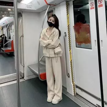 Осенний женский повседневный спортивный комплект из двух предметов 2024 года: Стильная толстовка и широкие брюки, молодежный и шикарный наряд 3XL (140-160 lbs)