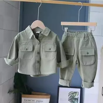 Осенняя корейская мода джинсовый комплект дизайн однотонное джинсовое пальто + джинсы унисекс одежда детская одежда комплект из двух предметов 140 зелёный