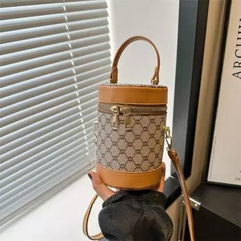 Осенняя модная переносная сумка-цилиндр, текстурированная женская сумка 2024 года, новая сумка через плечо в иностранном стиле, корейская версия, контрастная цветная сумка-ведро чёрный