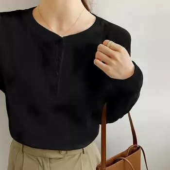 Осенняя новая белая футболка с длинными рукавами для женщин в корейском стиле, весна-осень, нижняя рубашка, дизайн, нижнее белье, топ с V-образным вырезом S