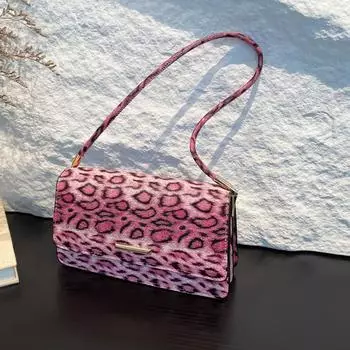 Осенняя новая модная сумка с леопардовым принтом, женская иностранная универсальная сумка для поездок на работу, трендовая персонализированная сумка-багет с высокой текстурой чёрный