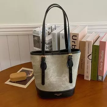 Осенняя ретро-сумка-ведро для женщин 2024 года, новая модная персонализированная сумка через плечо, нишевая сумка большой вместимости для поездок на работу