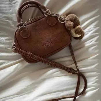 Осенняя сумка цвета какао 2024 года, новая популярная супер горячая маленькая сумка, женская сумка-мессенджер через плечо