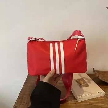 Осенняя волна спортивный стиль женская большая вместимость 2024 новая модная сумка через плечо повседневная модная нейлоновая маленькая квадратная сумка чёрный