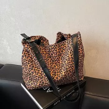 Осенняя замшевая сумка с леопардовым принтом, женская, большая вместимость, сумка-мессенджер через плечо, переносная сумка под мышкой коричневый