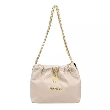 Осенняя женская сумка — новинка, а бриллиантовое ведерко — супермодное. белый