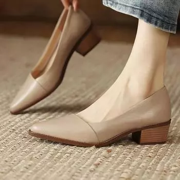 Остроносые одинарные туфли женские весна 2025 новые толстые каблуки мягкая кожа французский легкий рот средний каблук абрикосовые женские туфли на высоком каблуке 35