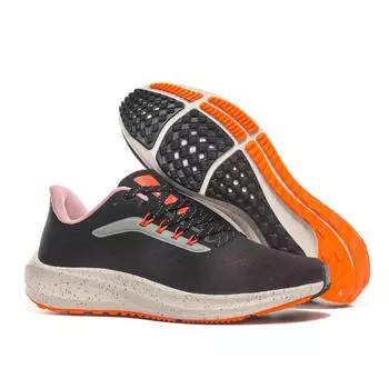 От взлетно-посадочной полосы до зоны отдыха: Модные кроссовки с универсальным комфортом для повседневных видов спорта 43