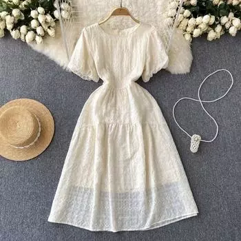 Отделение Сен, маленькое свежее платье феи с объемной вышивкой и жаккардовым пузырем, короткими рукавами и высокой талией