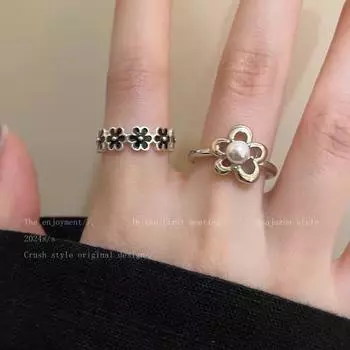 Открытое кольцо с черным жемчугом и цветком в стиле ретро — роскошный дизайн для женщин