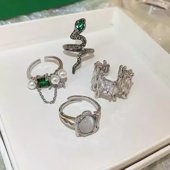 Открытое кольцо с цирконом и жемчугом в геометрическом стиле в холодном стиле - корейский нишевый дизайн Snake Ring чёрный/серебряный