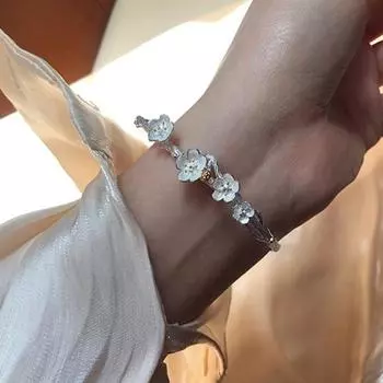 Открытый браслет, шикарный регулируемый износостойкий элегантный браслет с цветочным декором, браслет-манжета, модные аксессуары серебряный