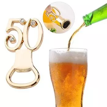 Отличная открывашка для напитков 50 номеров золотого цвета с открытой крышкой золотистый