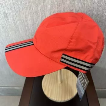 Outdoor Sports and Casual Curved Brim Dome Waterproof Baseball Cap Adjustable Sunshade Reflection Stripes Men and Women Ventilation Cap Orange Free size 56-62