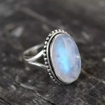 Овальное кольцо с радужным лунным камнем, дизайнерское кольцо ручной работы, эффектное кольцо, подарок для нее, кольцо с безелем, женское кольцо, подарок для нее 6