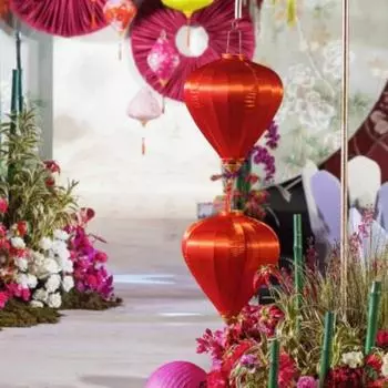 Овальные фонарики из искусственного шелка, однотонные, в китайском стиле, новогодние фонарики с кисточками, японские, вьетнамские, подвесные фонарики для украшения сада и домашней вечеринки белый