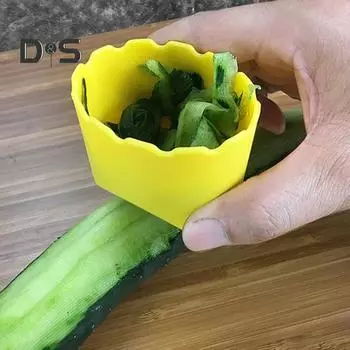 Овощечистка для фруктов из нержавеющей стали. Двунаправленная режущая головка. Плоская зубчатая тонкая кожура. Ящик для хранения с подвесным отверстием. Материал: ПП. Легко чистится. Домашний кухонный гаджет. жёлтый