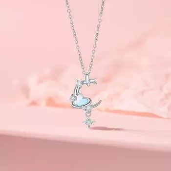 Ожерелье-бабочка, ювелирные изделия, модная маленькая свежая цепочка из нержавеющей стали со звездой и луной на ключицу
