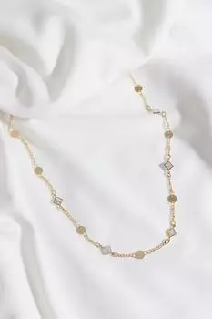 Ожерелье-цепочка золотого цвета с квадратным камнем и штампом