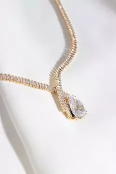 Ожерелье для вечернего платья золотого цвета с цирконом